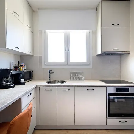 شقة فندقية Odyssey 4*